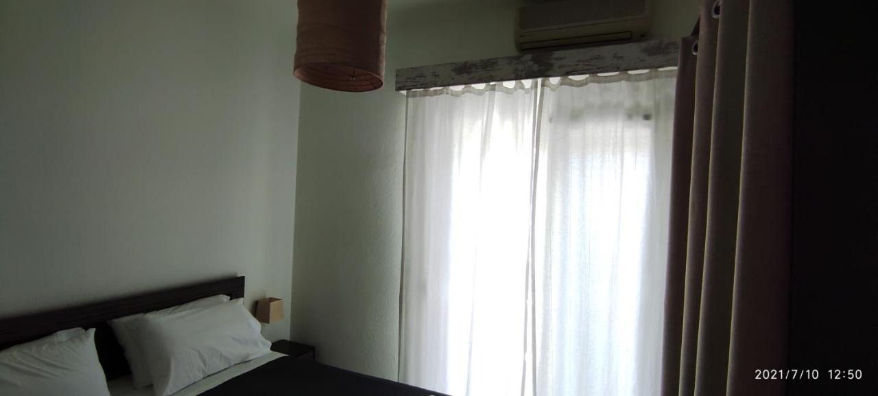 Epavlis Apartment Néa Péramos Exterior foto